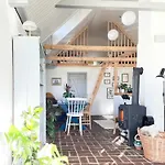 Semesterbostad Historic House With Fjord View On Veno *
