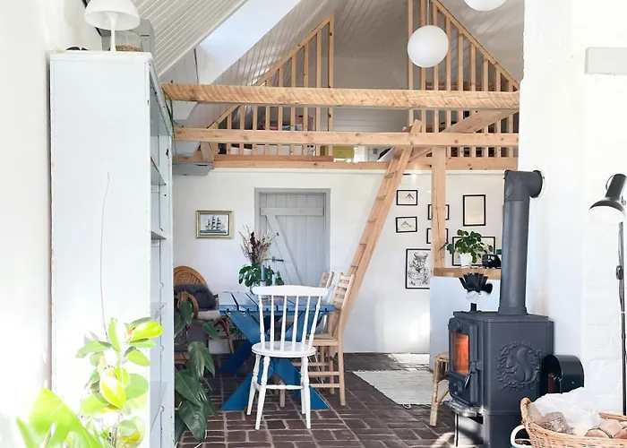 Tatil Evi Historic House With Fjord View On Veno *