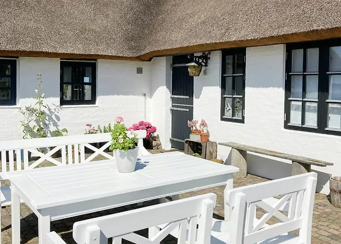 Tatil Evi Historic House With Fjord View On Veno Vemb